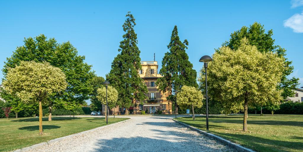 Hotel Villa Liberty Pontecurone Εξωτερικό φωτογραφία