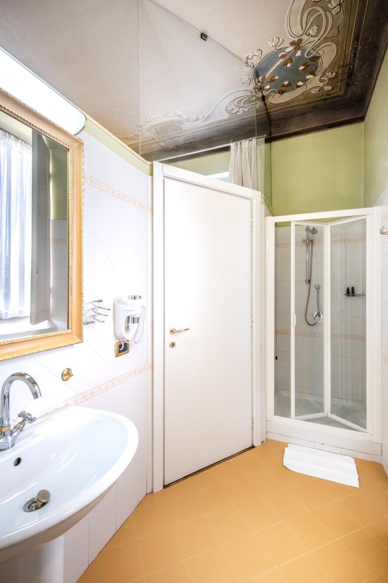 Hotel Villa Liberty Pontecurone Εξωτερικό φωτογραφία