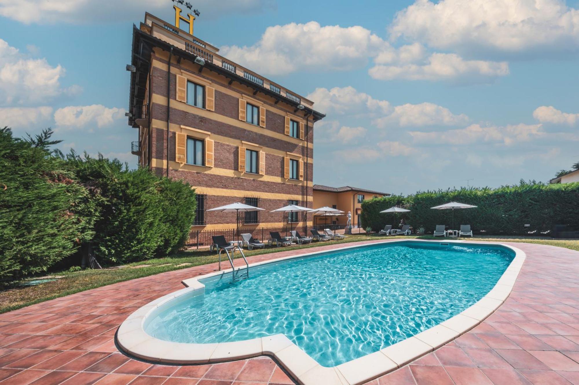 Hotel Villa Liberty Pontecurone Εξωτερικό φωτογραφία